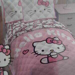 Hello Kitty Pink and White Quilt Set With Shams Brand New Twin Sanrio Brand